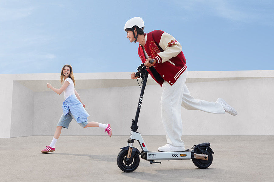 NAVEE G5 Electric Scooter with 800W motor, 20 MPH speed, 28-mile range, TCS anti-slip control, and Apple Bluetooth tracking system