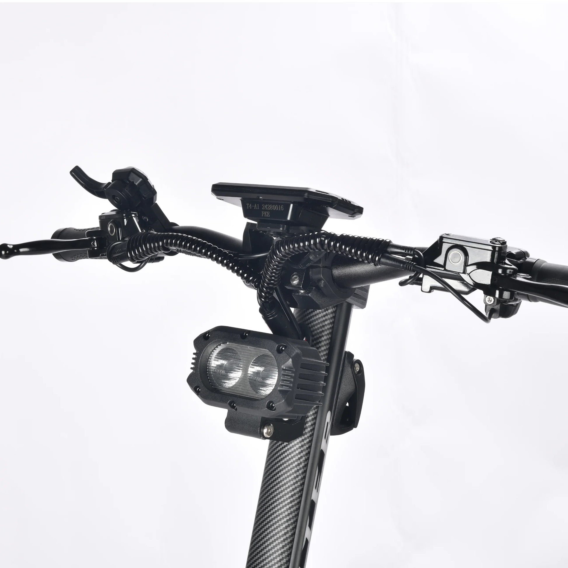 Teverun Fighter Supreme 7260R electric scooter with 15000W power, 72V 60Ah battery, hydraulic brakes, adjustable suspension, and large tubeless tires for high-speed stability and mixed terrain riding.